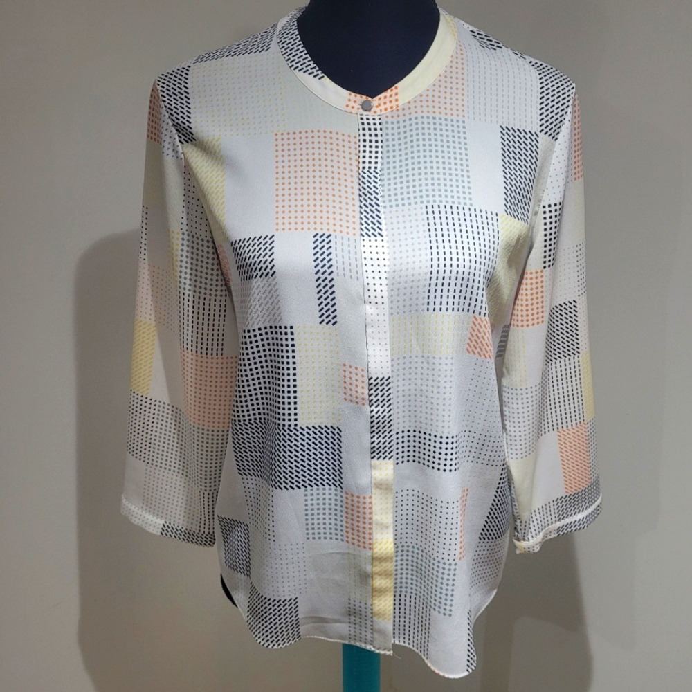 DKNYC Women's Button Down Graphic Printed Blouse Medium White Black Orange